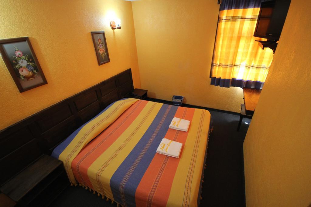 Hotel Plaza Santo Domingo San Cristobal de las Casas Phòng bức ảnh